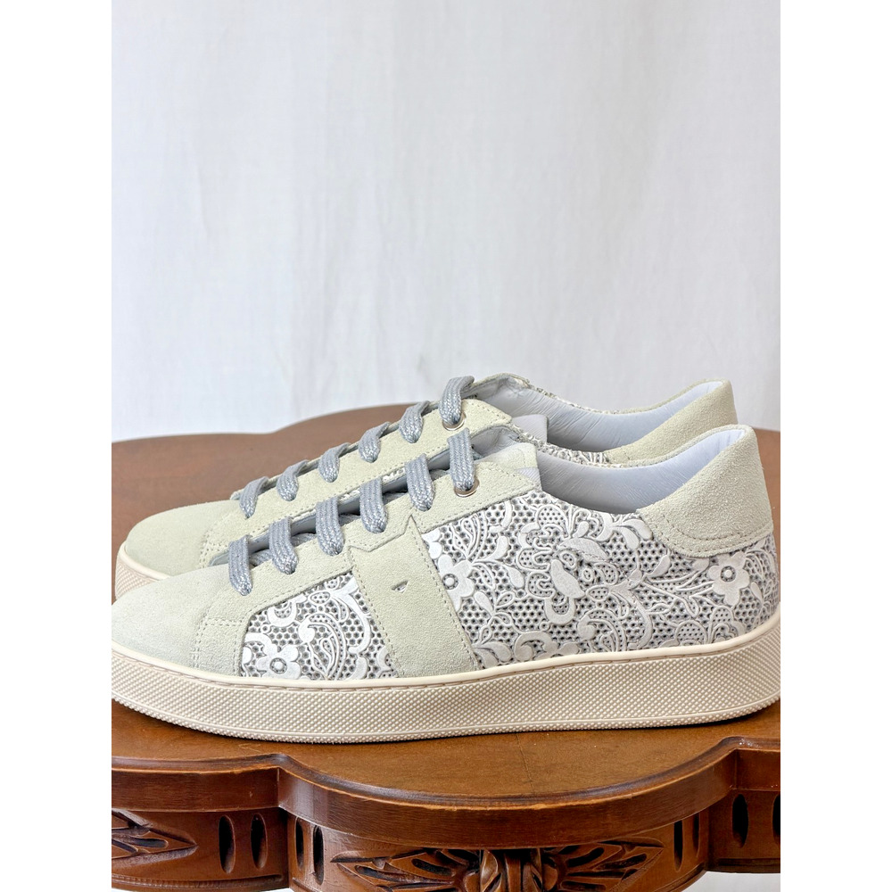 NIB Casta Vaddia Ivory Lace Tennis Shoe European Handcrafted Porto #0377 EU 37